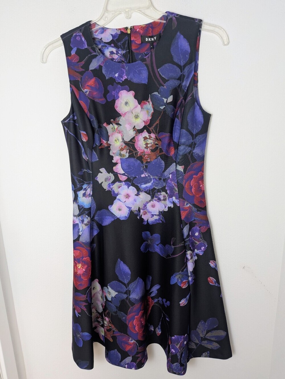 NWT DKNY MIDNIGHT Floral BLOOM PLEATED Fit And Flare DRESS SIZE 8 Black Jersey